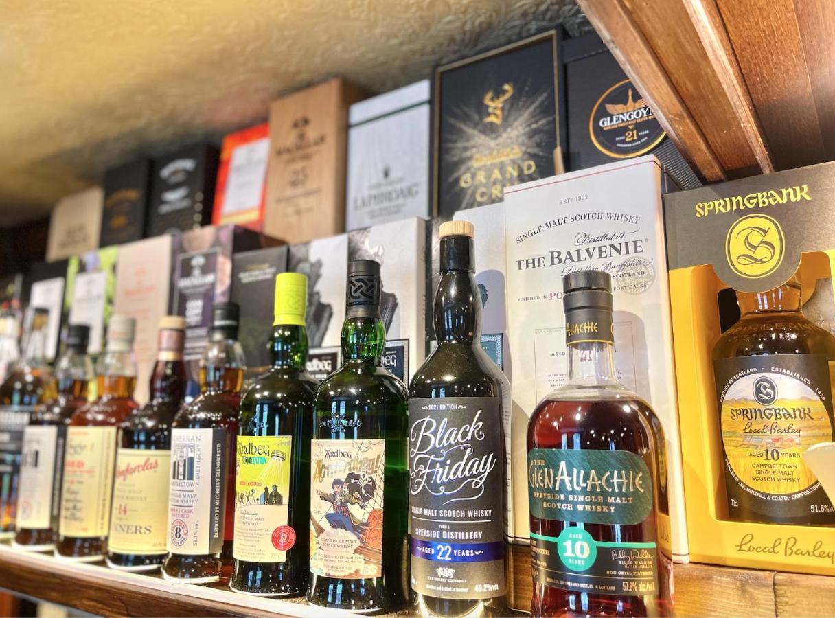 迪纳斯马维 The Buckley Arms酒店 外观 照片