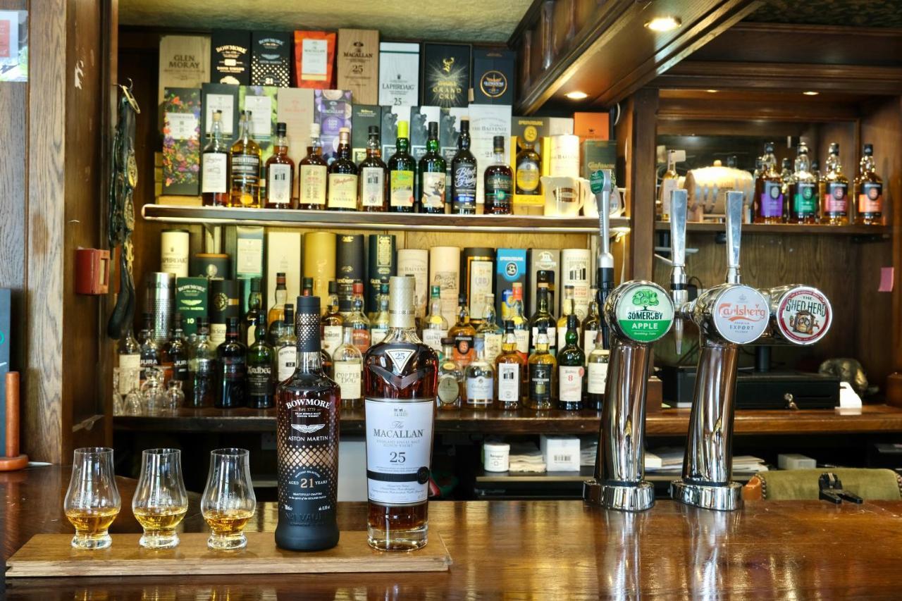 迪纳斯马维 The Buckley Arms酒店 外观 照片