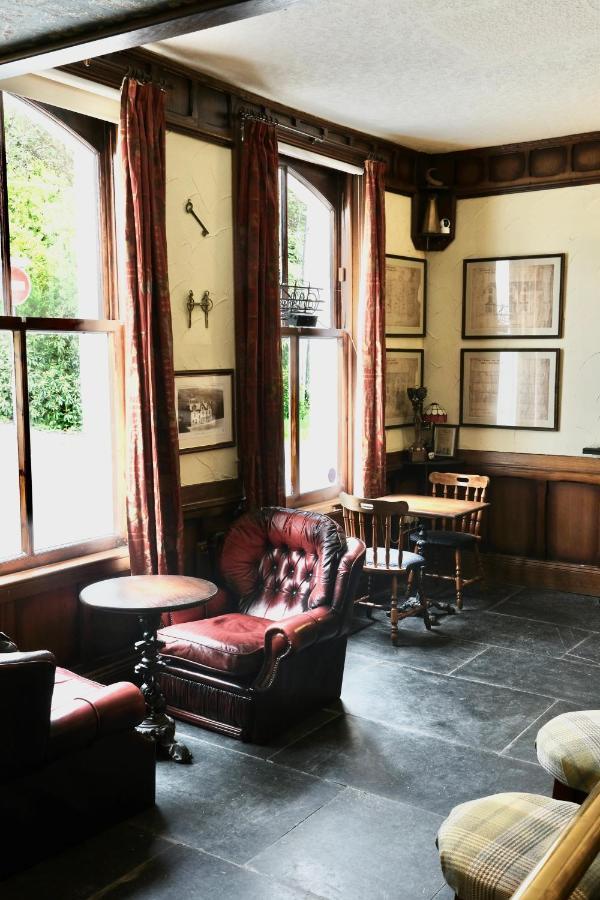 迪纳斯马维 The Buckley Arms酒店 外观 照片